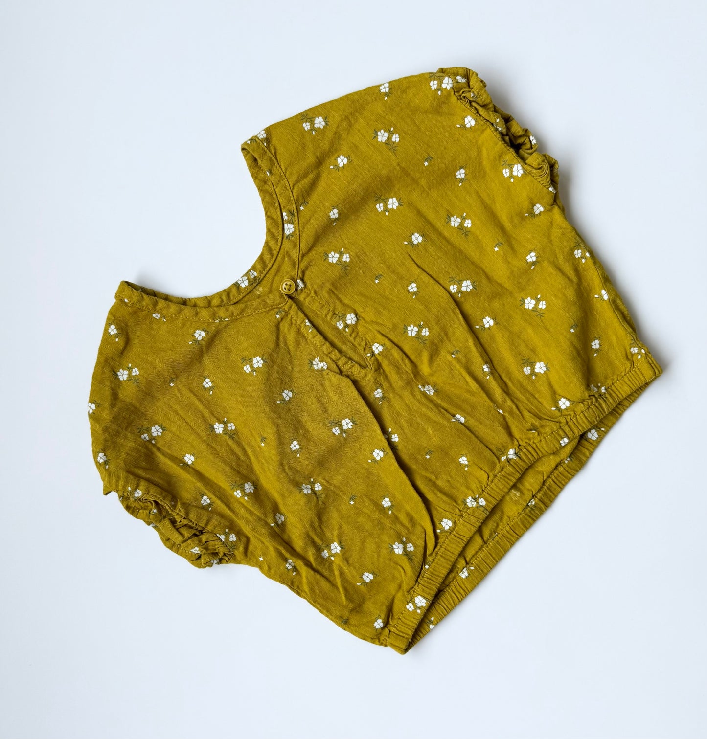 Old Navy Mustard & Dainty White Floral Short Sleeve Top (2T)