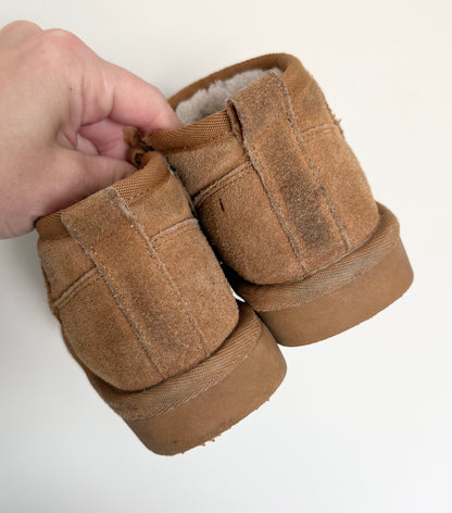 Cushionaire Brown Short Booties (11)