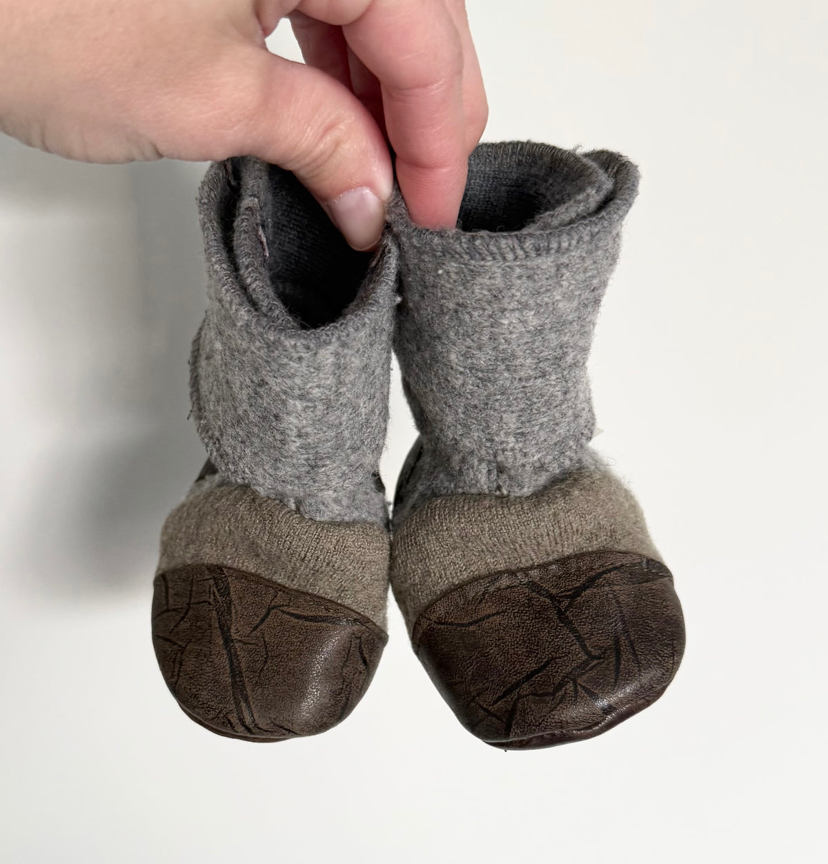 Nooks Grey & Brown Wool Booties (2.5/3)