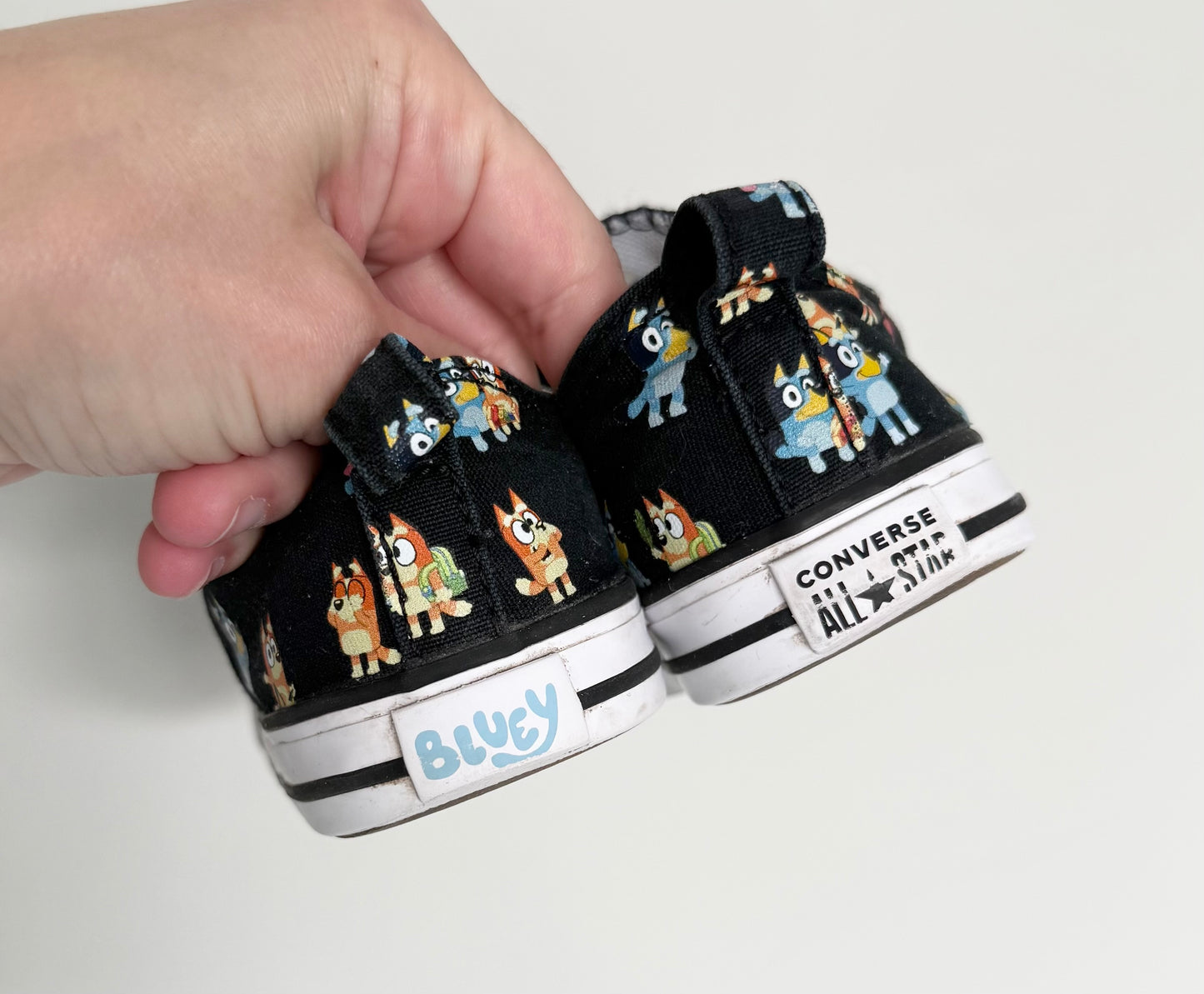Converse x Bluey Black AOP Velcro Sneakers (9)
