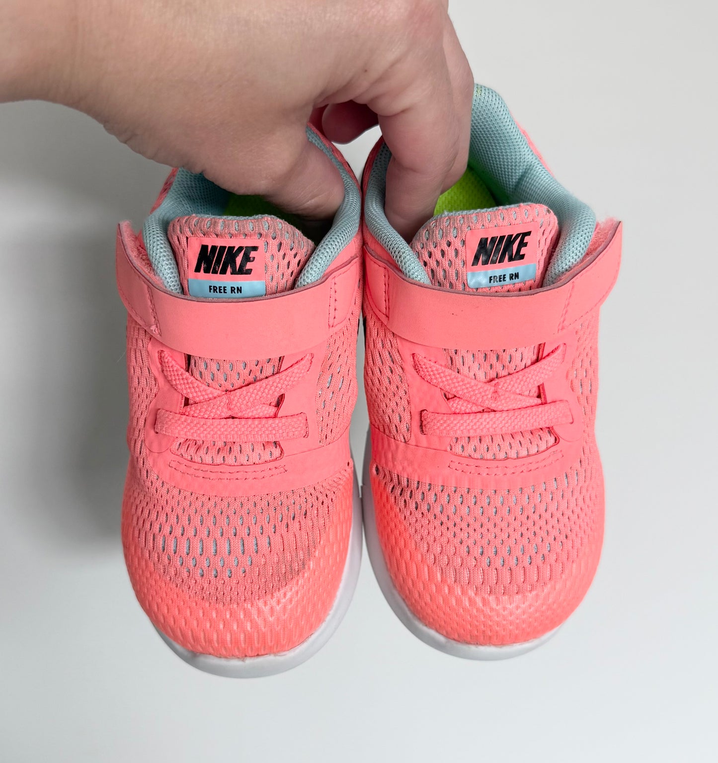 Nike Free Run Hot Neon Coral Mesh Stretch Lace & Velcro Sneakers (8)