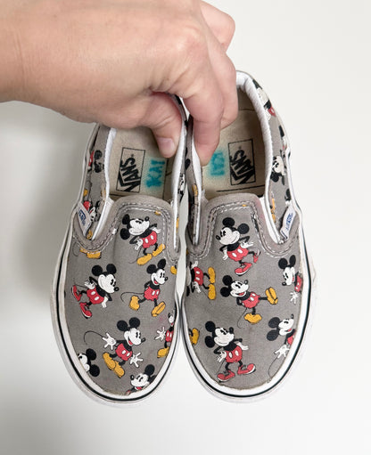 Vans x Disney Grey Mickey Mouse Slip On Sneakers (10.5)