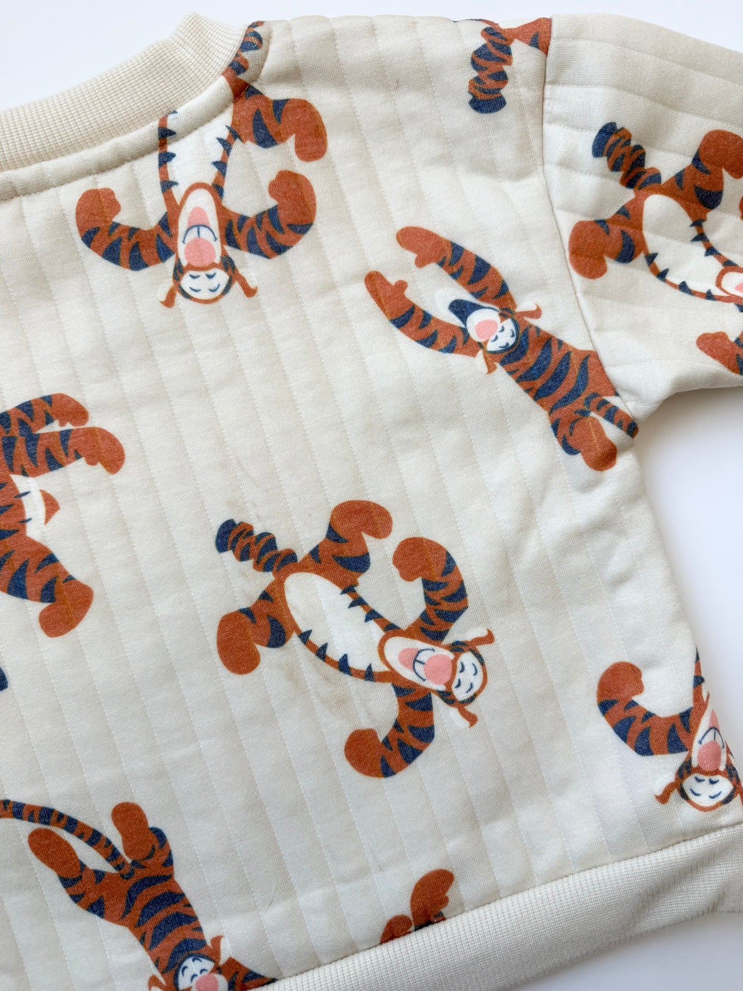 Disney Baby Off White Tigger Quilted Sweater & Pants Set - New (18 Months)