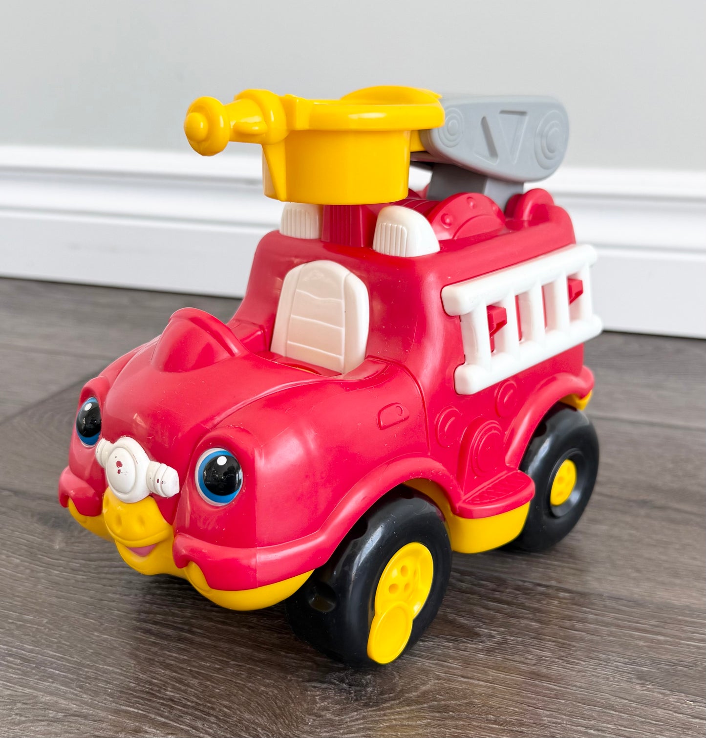 Fisher-Price Little People Fire Truck