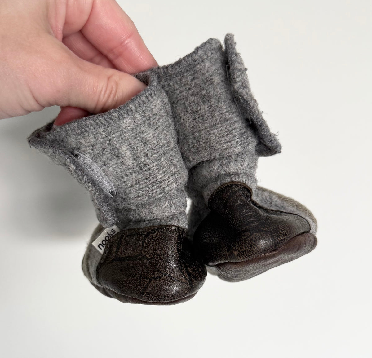 Nooks Grey & Brown Wool Booties (2.5/3)