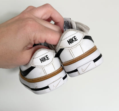 Nike Court Legacy White & Tan Trim Stretch Lace & Velcro Sneakers (6)