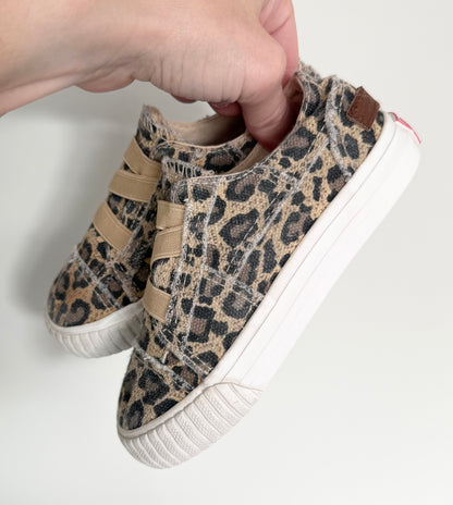 Blowfish Malibu Cheetah Slip On Stretch Lace Sneakers (9)