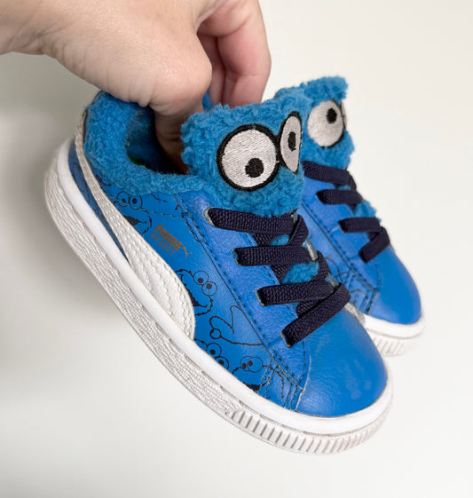 Puma x Sesame Street Blue Fuzzy Cookie Monster Stretch Lace Sneakers (7)