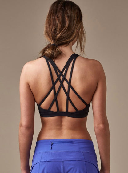 Women’s Lululemon Free To Be Serene Bra in Black (6)