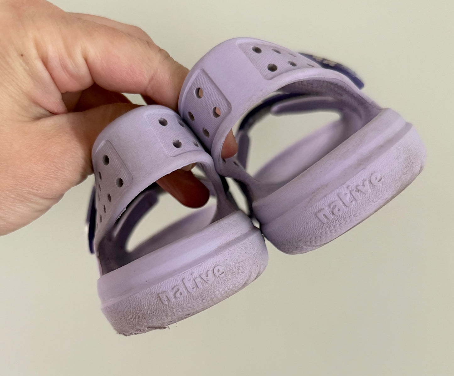 Native Chase Print Sandals in Healing Purple/ Ultra Chillberry Daisy (C10)