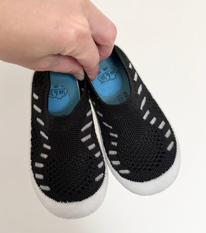 Jan & Jul Black Knit Slip Ons (7)