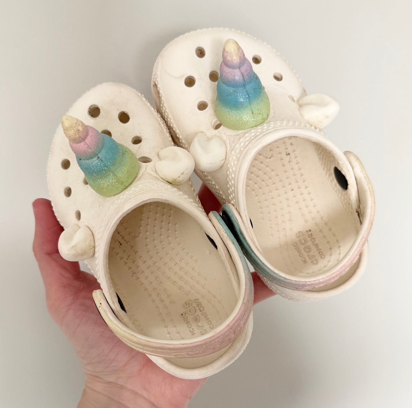 Crocs White & Pastel Sparkle Rainbow Unicorn Slip On Clogs (7)