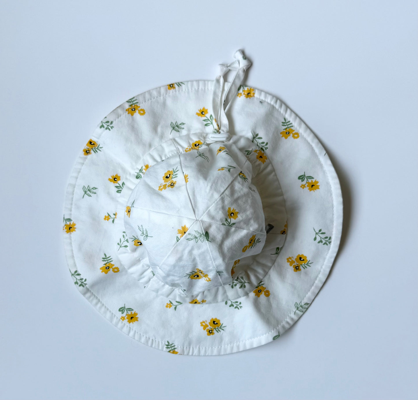 Jan & Jul White & Dainty Yellow Flowers Sun Hat (0-6 Months)