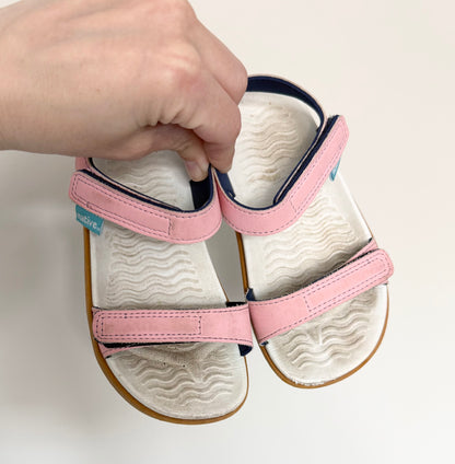 Native Pink Charley Sandals (9/10)