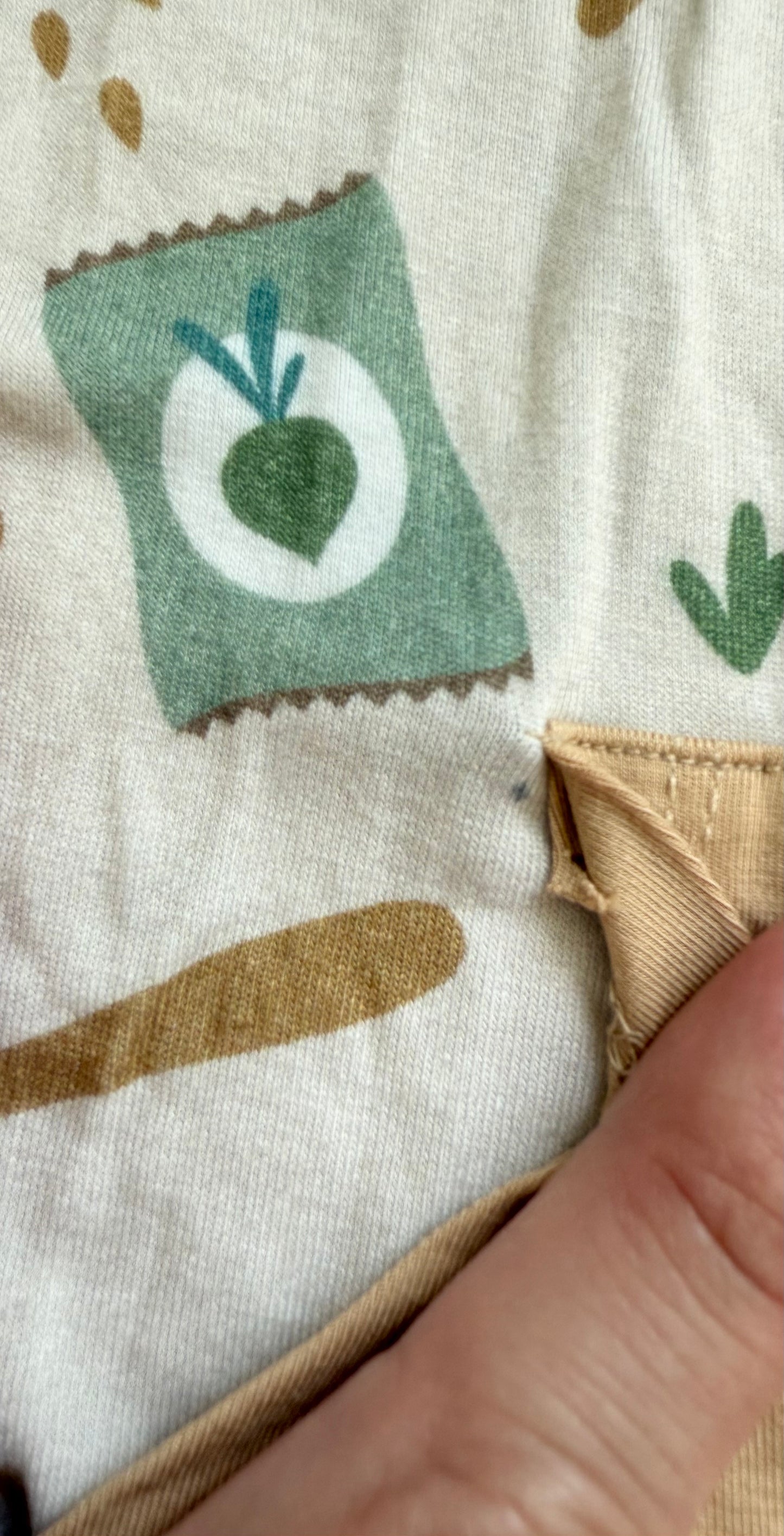 Kozi & Co Beige Gardening Shorty Romper (3T)