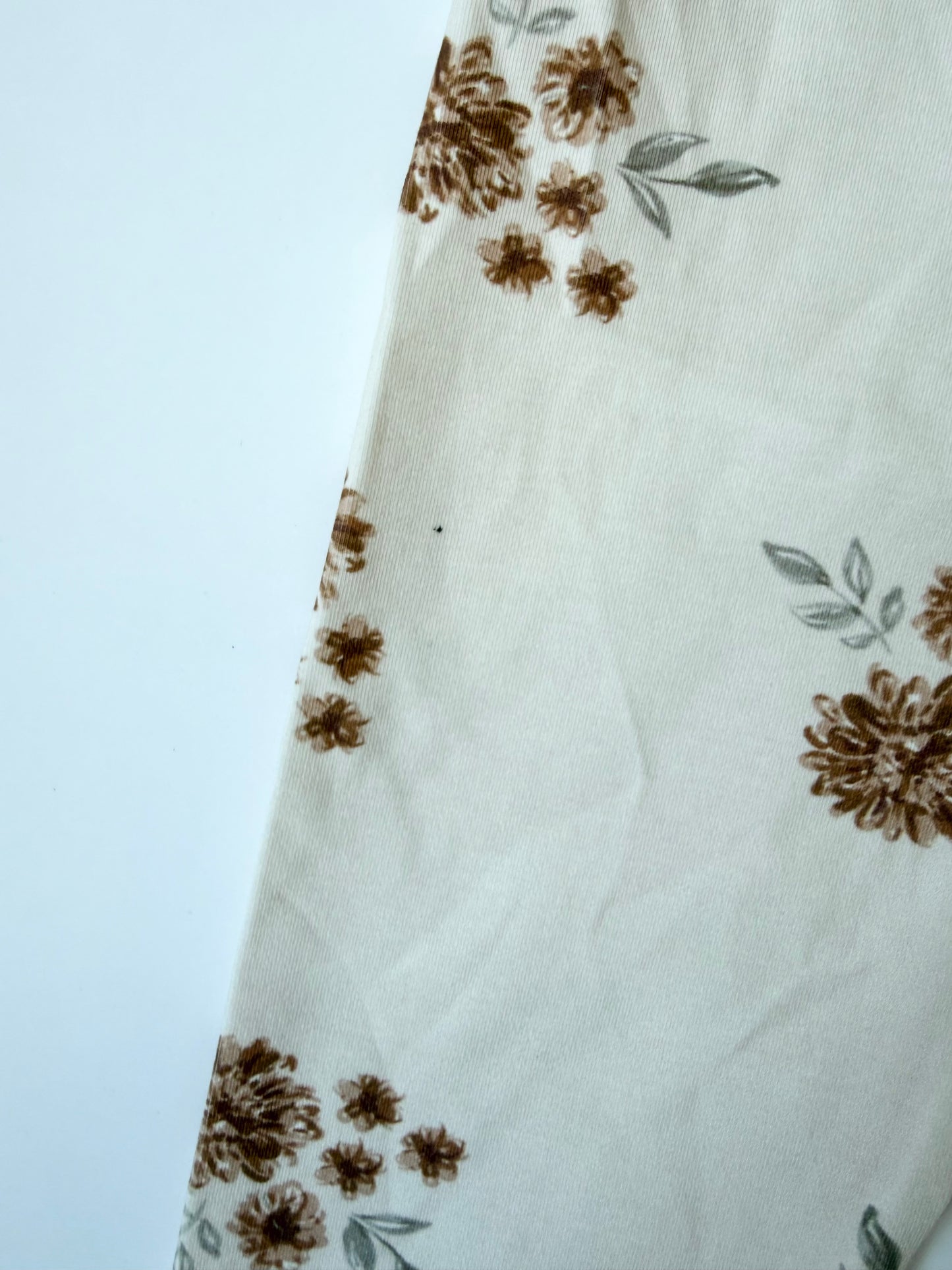 Little Luba Beige Floral Short Sleeve & Pants Set - New (3T)