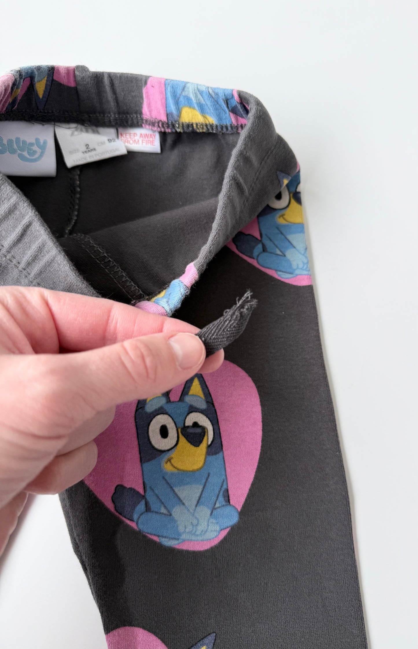 Zara x Bluey Grey Hearts Leggings (2T)