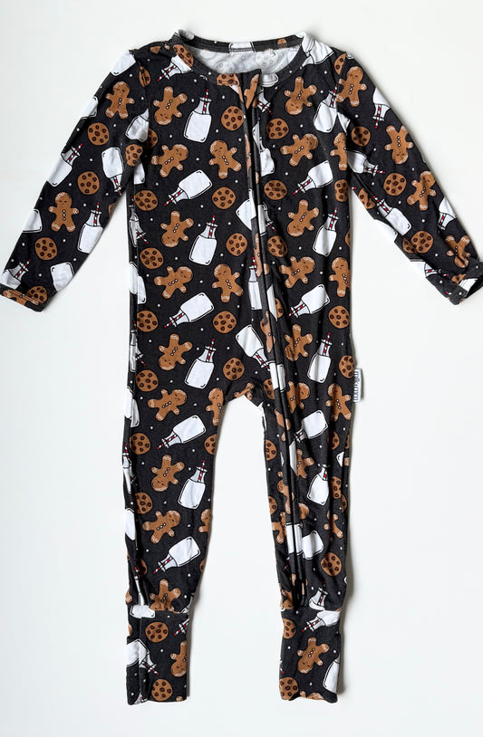 Milk + Coco Black Milk & Cookies Sleeper Romper (18-24 Months)