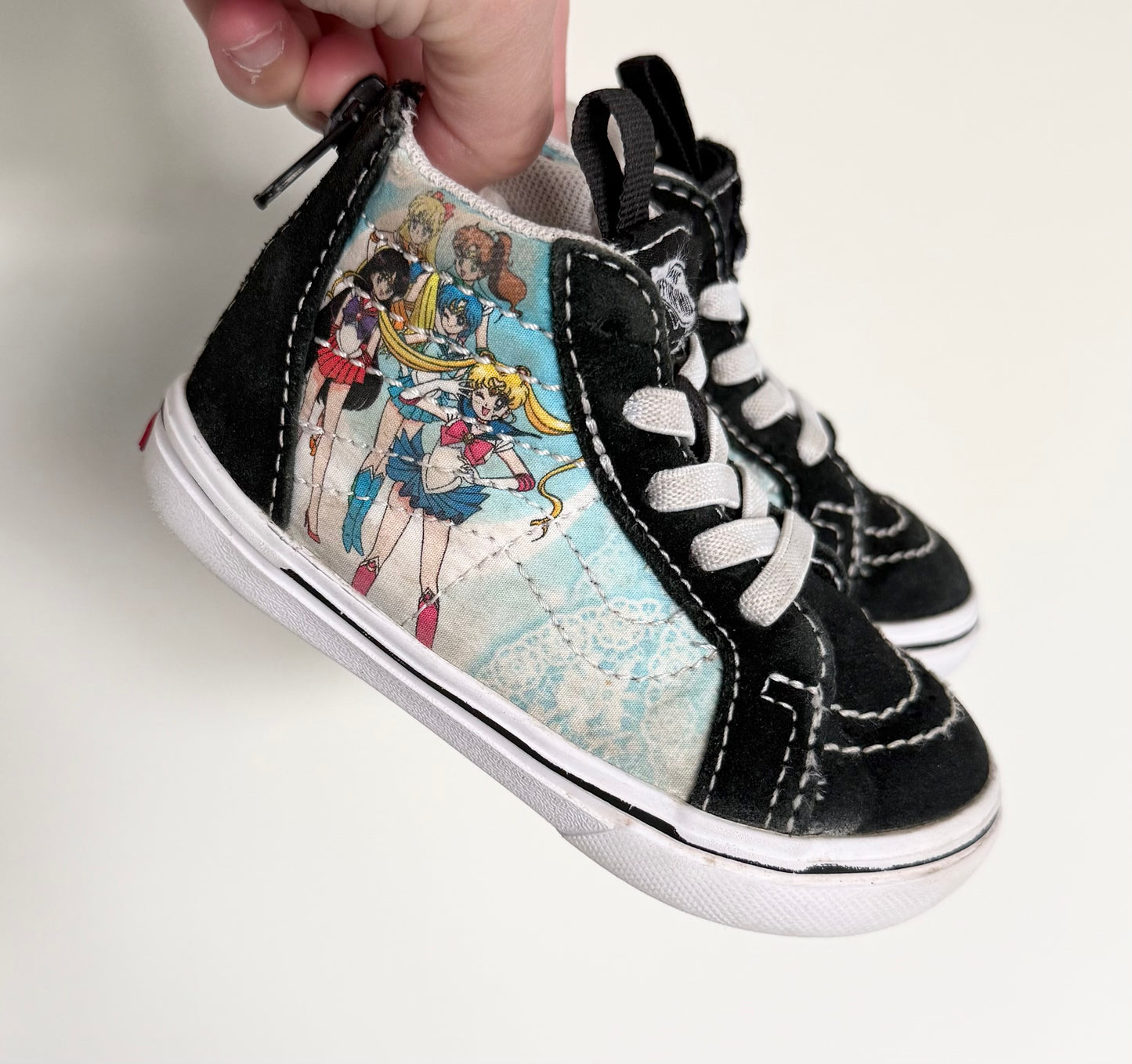 Vans x Sailor Moon Black & White High Top Stretch Lace & Zipper Sneakers (6)
