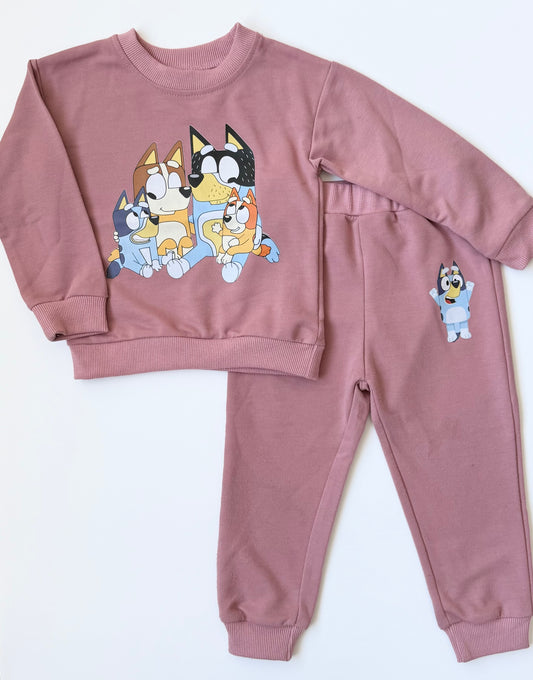 Bluey Mulberry Family Sweater & Pants Set (2T)
