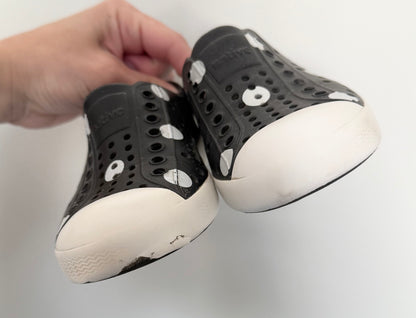 Native Black & White Polkadot Jefferson Slip Ons (C9)