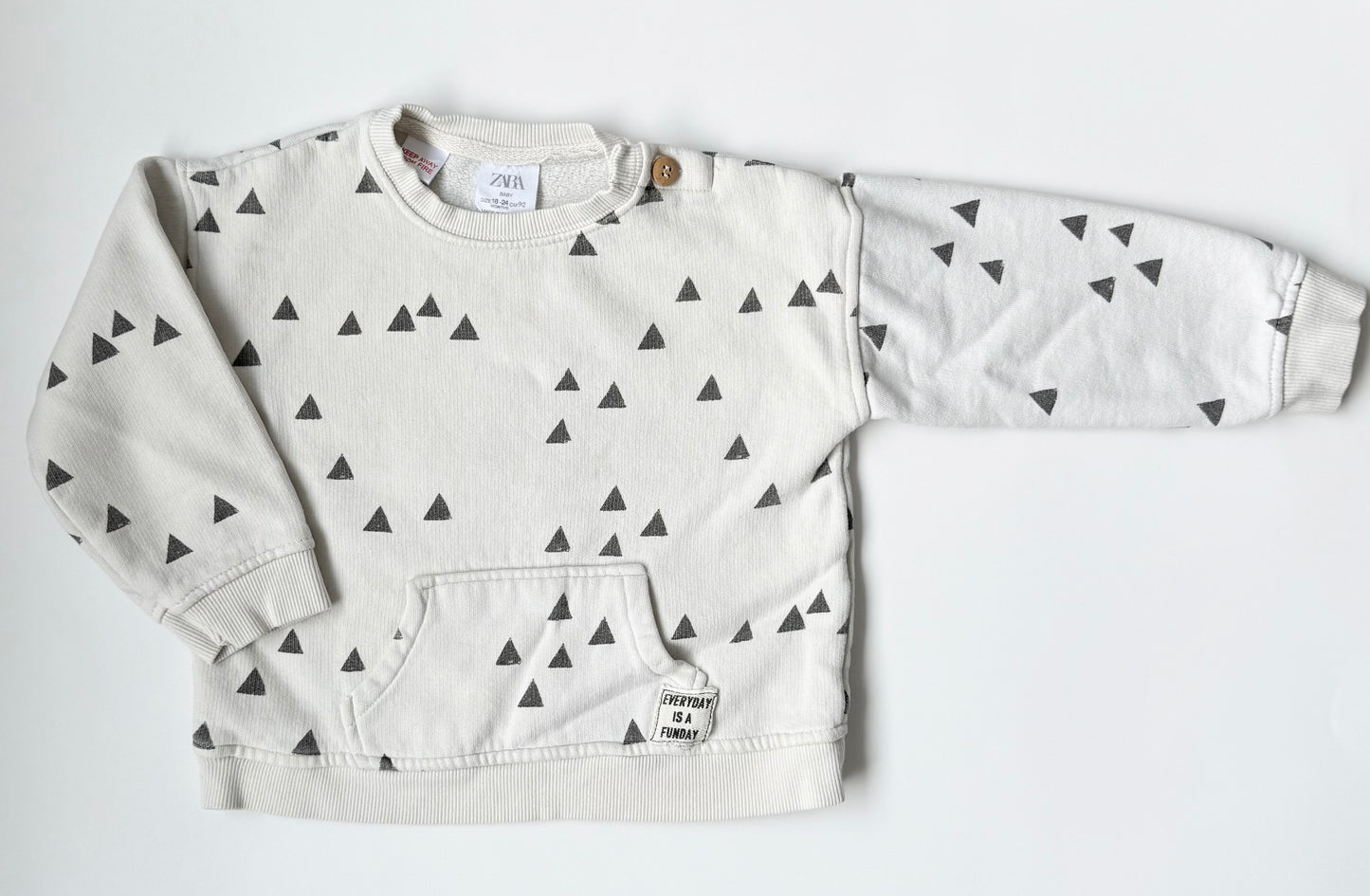 Zara White & Black Triangles Large Pocket “Everyday Is A Funday” Sweater (18-24 Months)