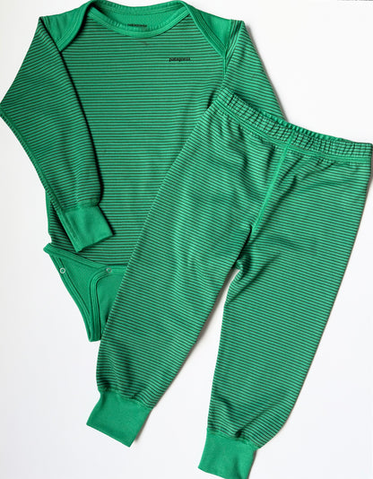 Patagonia Capilene Midweight Green & Brown Striped Long Sleeve Bodysuit & Pants Base Layer Set (2T)