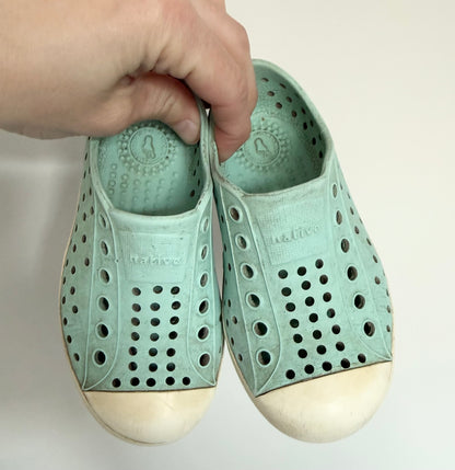 Native Light Blue Jefferson Slip Ons (7)