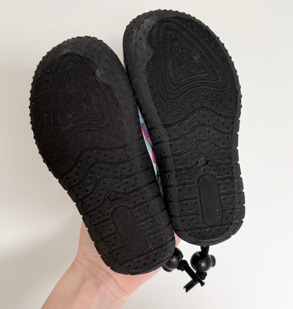 Tommy Bahama Blue Rainbow Water Shoes (7/8)