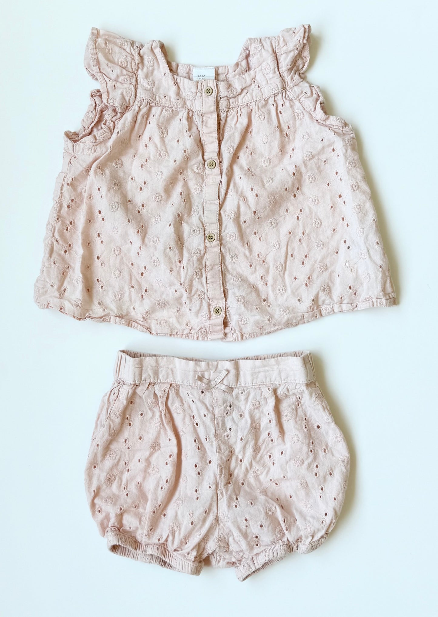 H&M Pink Embroidered Flowers Short Sleeve & Bloomer Shorts Set (12-18 Months)