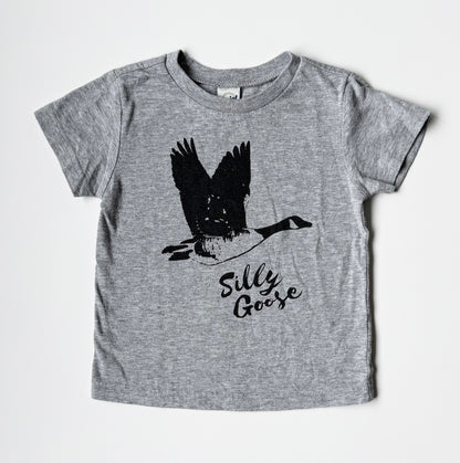 Kavio Grey “Silly Goose” T-Shirt (2/3T)