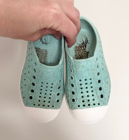 Native Blue Sparkle Jefferson Slip Ons (7)