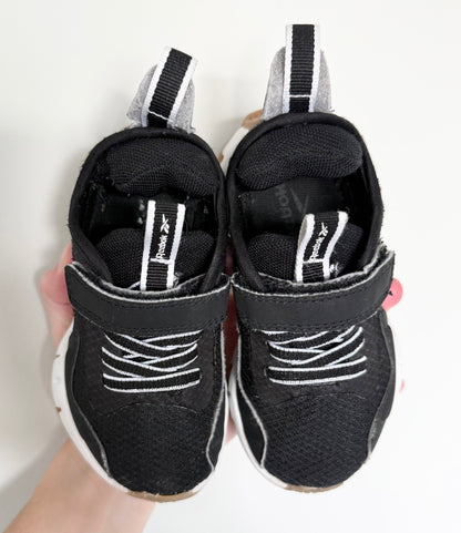 Reebok Black Stretch Lace & Velcro Sneakers (7)