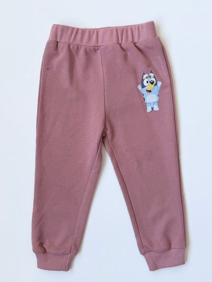 Bluey Mulberry Family Sweater & Pants Set (2T)