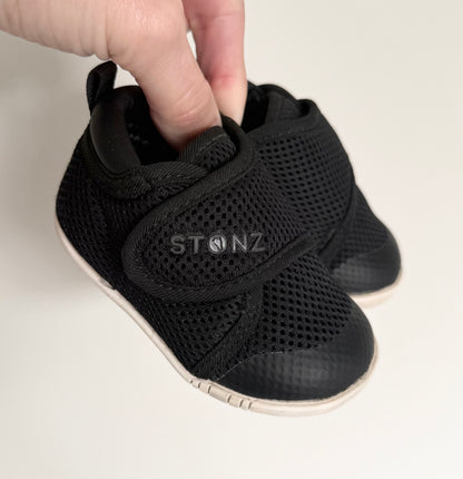 Stonz Black Cruiser Velcro Sneakers - Baby (4)