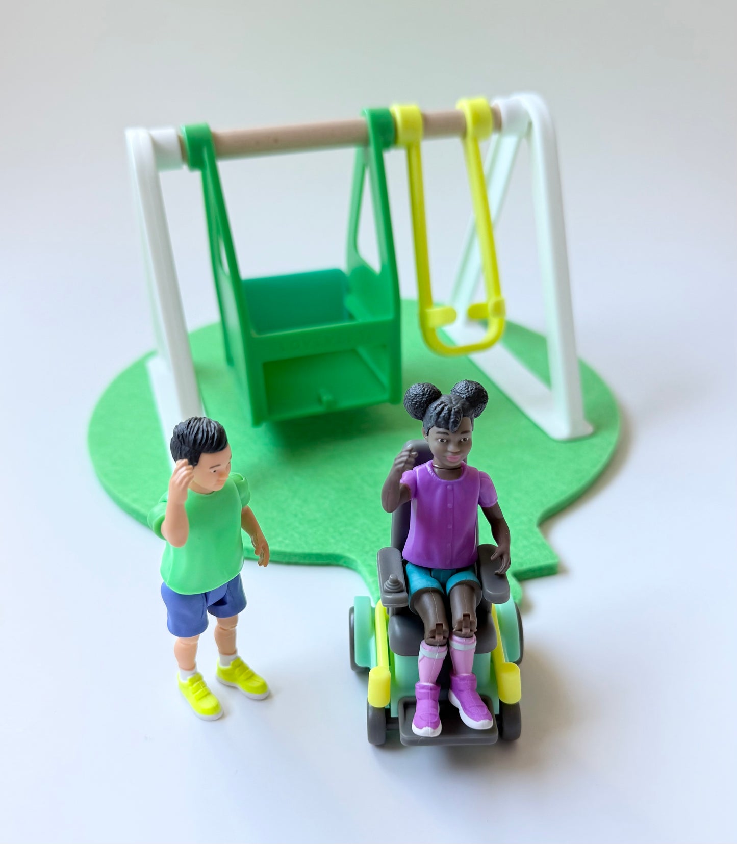 Lovevery Friends & Swing Set