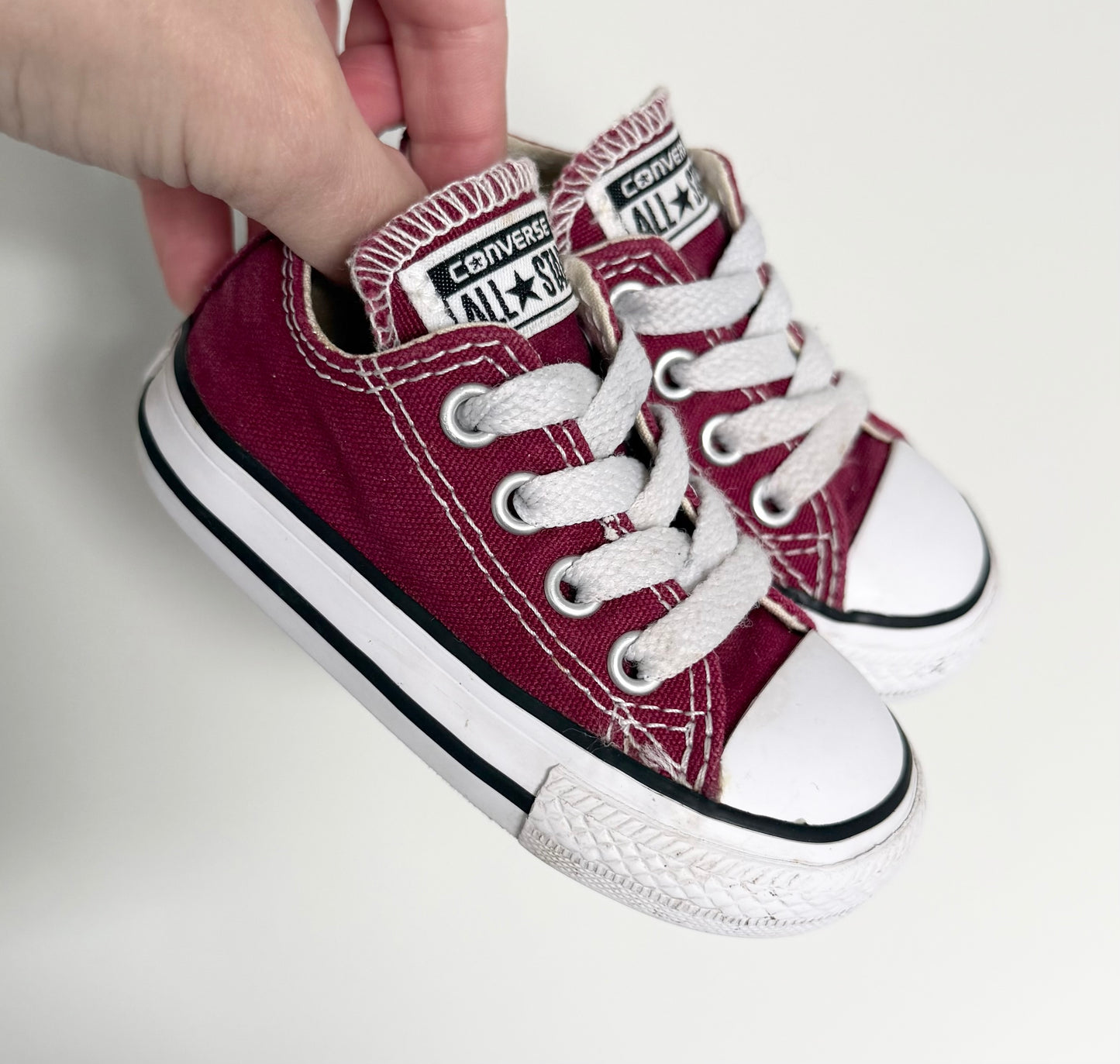 Converse Maroon Lace Up Sneakers (4)