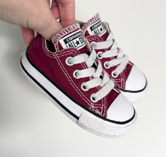 Converse Maroon Lace Up Sneakers (4)