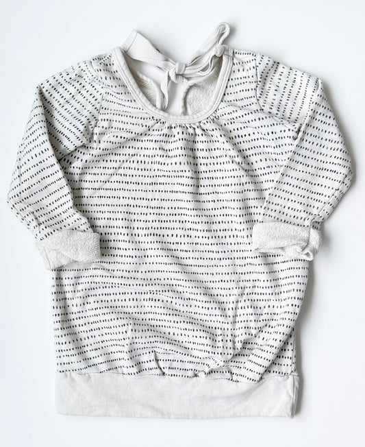 Childhoods White & Black Speckled Sweater (4T)