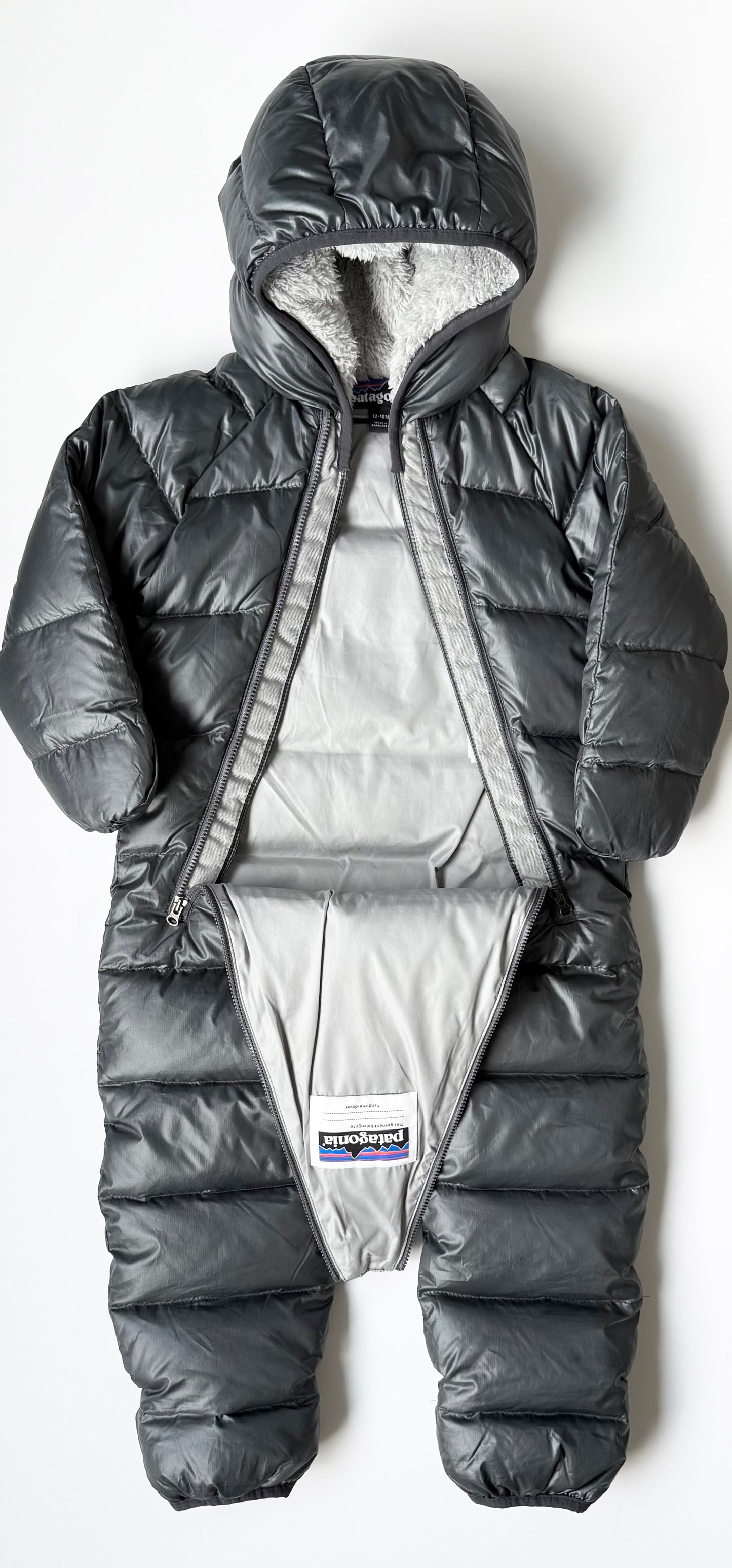 Patagonia Infant Hi-Loft Down Sweater Bunting Snowsuit (12-18 Months)