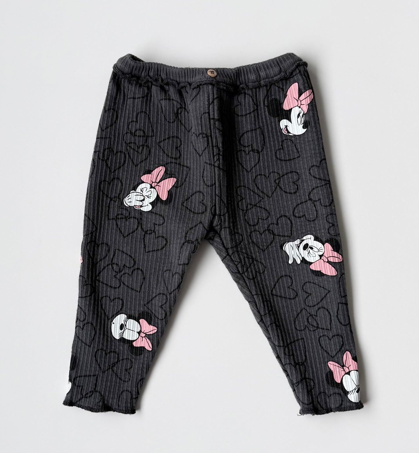 Zara x Disney Minnie Mouse Grey Ribbed Heart Leggings (6-9 Months)