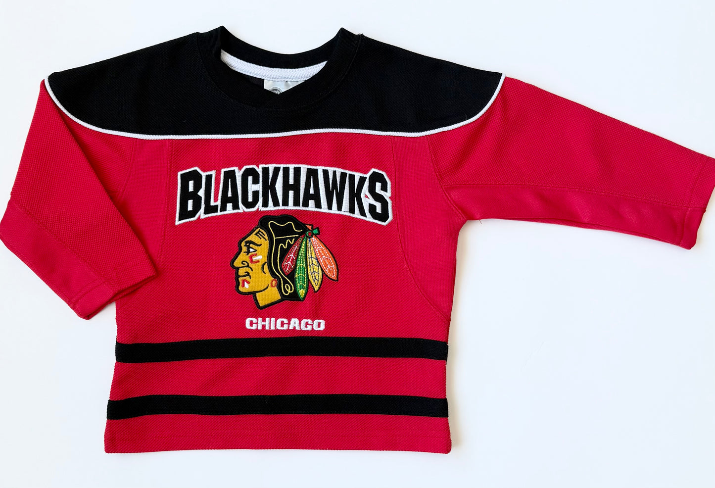 Chicago Blackhawks Red & Black NHL Hockey Jersey (2T)