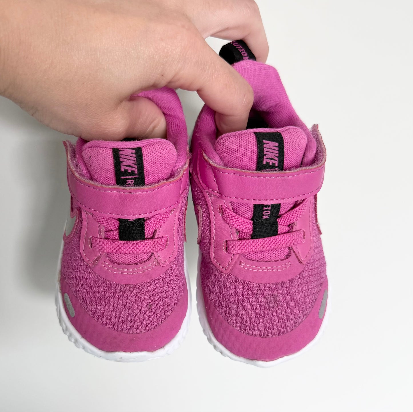 Nike Revolution 5 TDV Fushia & Black Stretch Lace & Velcro Sneakers (5)
