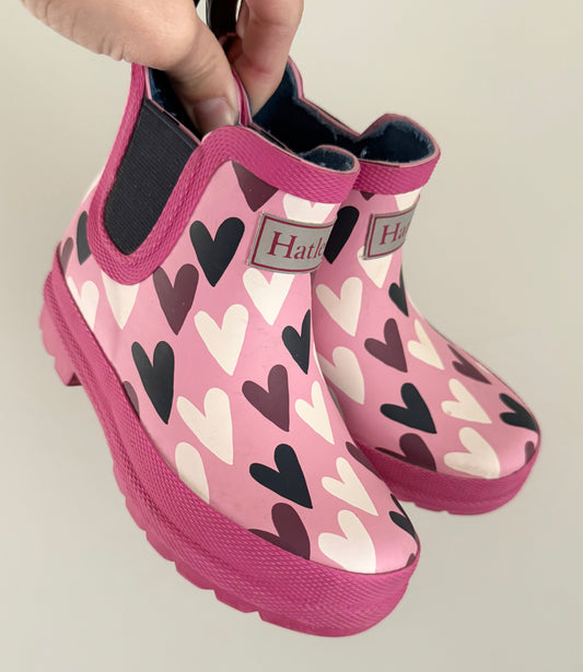 Hatley Pink Hearts Short Rubber Boots (10)