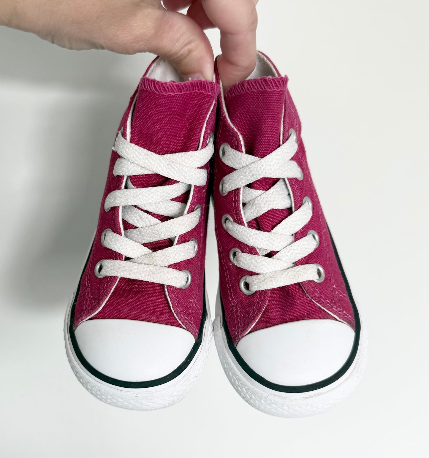 Converse Berry Maroon High Top Lace Up Sneakers (6)