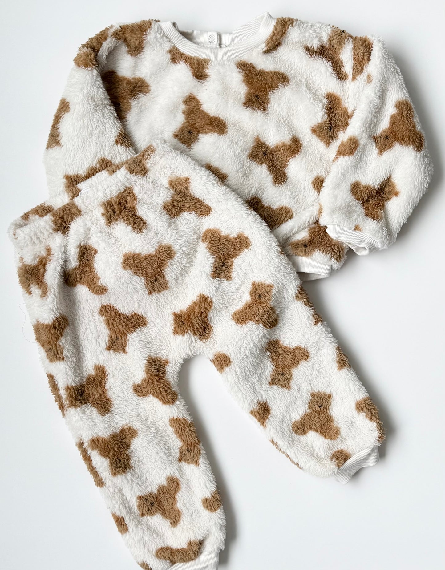 Baby Gap Fuzzy Teddy Sweater & Pants Set (18-24 Months)