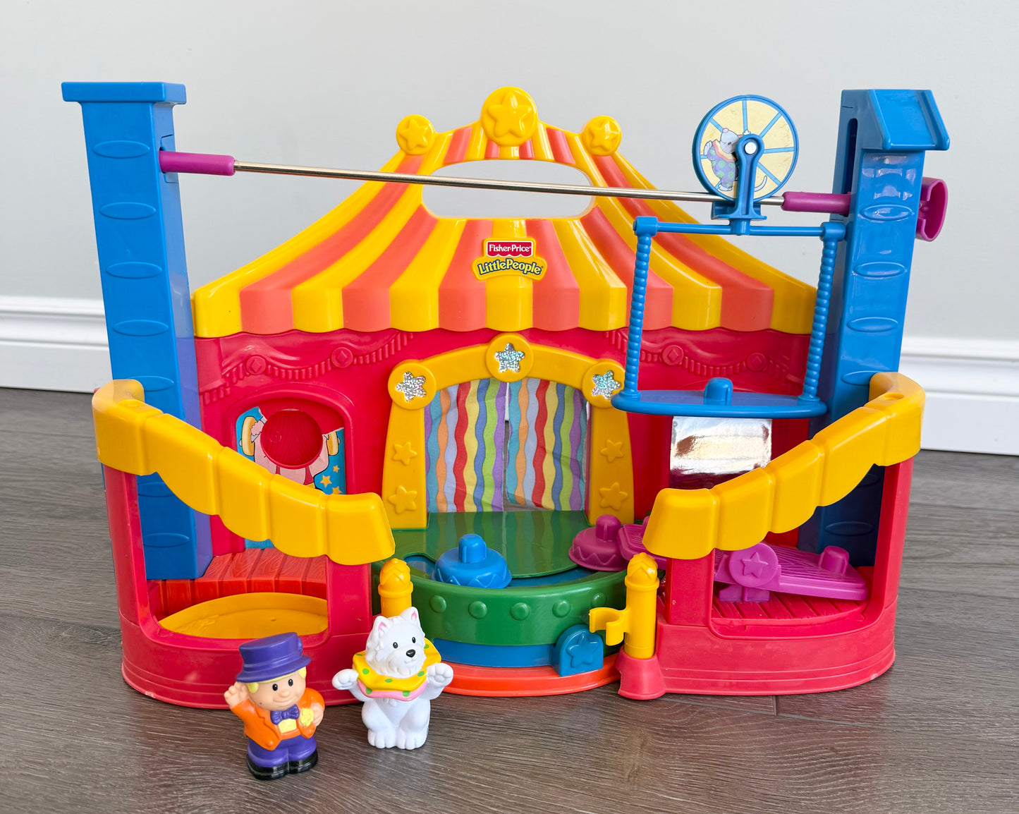 Fisher-Price Little People Amazing Animals Circus Playset