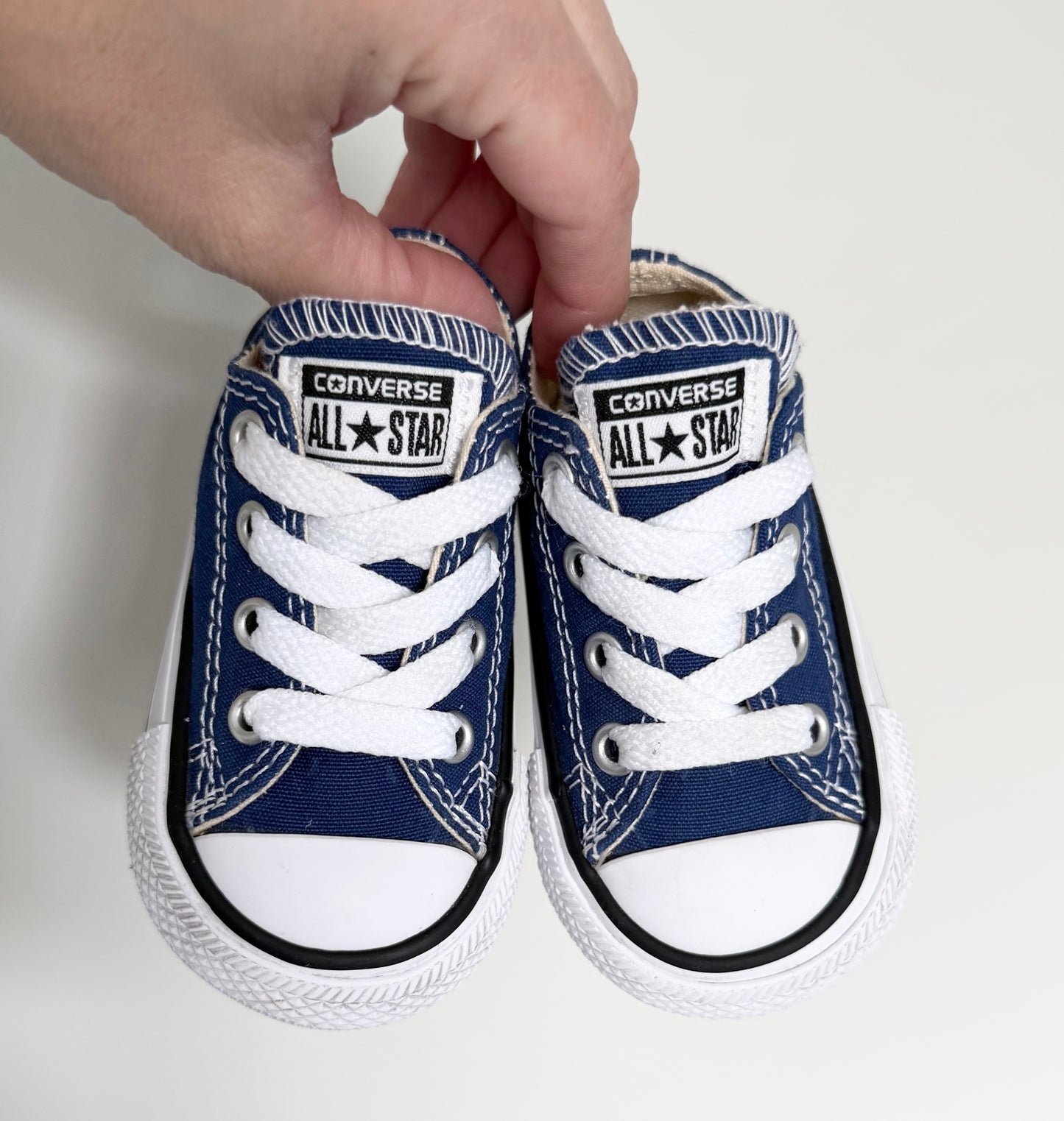 Converse Blue Lace Up Sneakers (3)