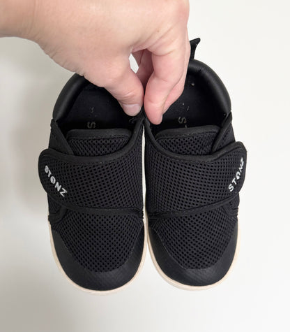 Stonz Black Cruiser Velcro Sneakers - Toddler (7)