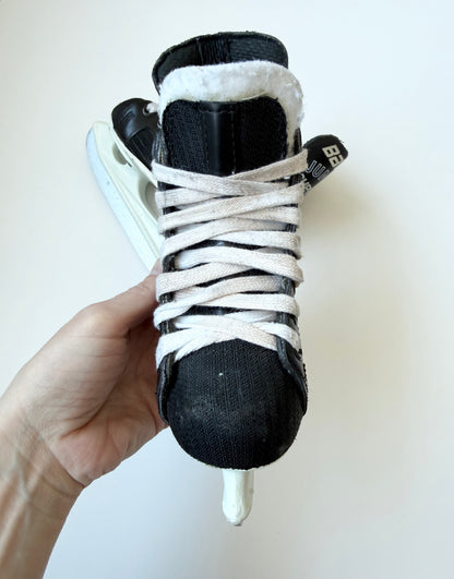 Bauer Junior Supreme Toddler Hockey Skates (7T)